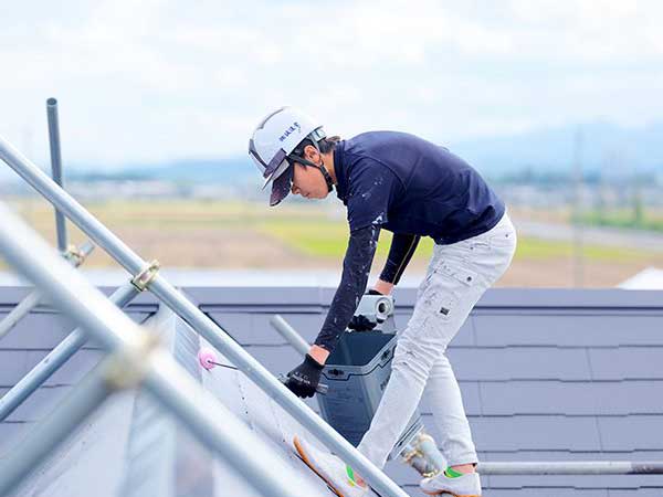 価格と品質に自信あり！中間マージンなしの「完全自社施工」