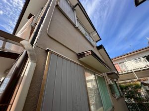 京都府亀岡市にて外壁塗装・屋根塗装〈築35年戸建ての塗装メンテナンス〉 施工前