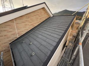 京都府亀岡市にて外壁塗装・屋根塗装〈築15年戸建て無機塗料によるメンテナンス〉 施工前