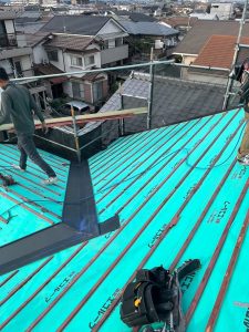 谷板金の施工