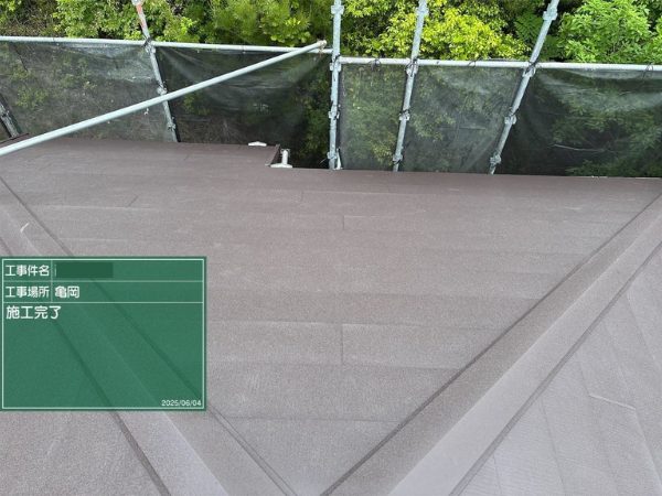 京都府亀岡市にて雨漏り修理〈築35年屋根カバー工法と外壁塗装のセット工事〉 施工後