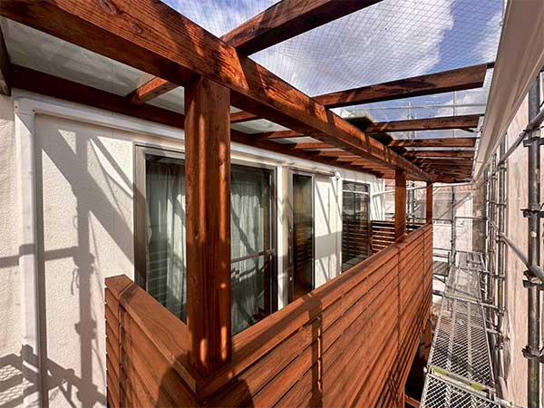 木製ベランダ塗装後