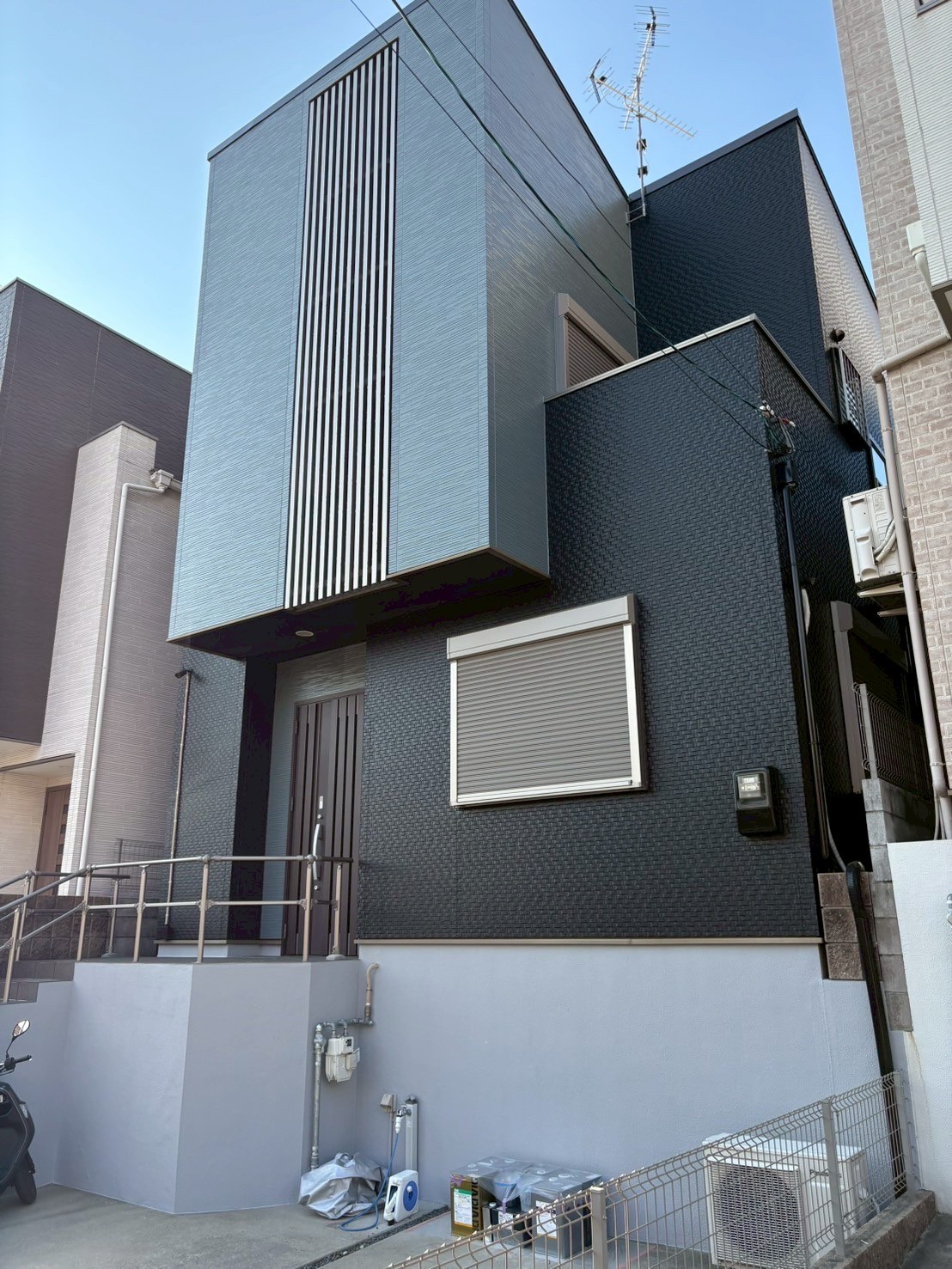 京都市右京区にて外壁塗装・屋根塗装〈築11年戸建ての塗装メンテナンス〉 施工後