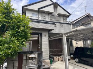 京都市左京区にて外壁塗装・屋根塗装〈築11年戸建ての塗装メンテナンス〉 施工前